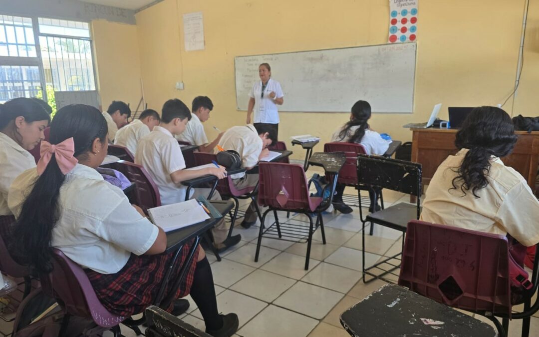 Promueven prevención de adicciones y suicidio en Carmen