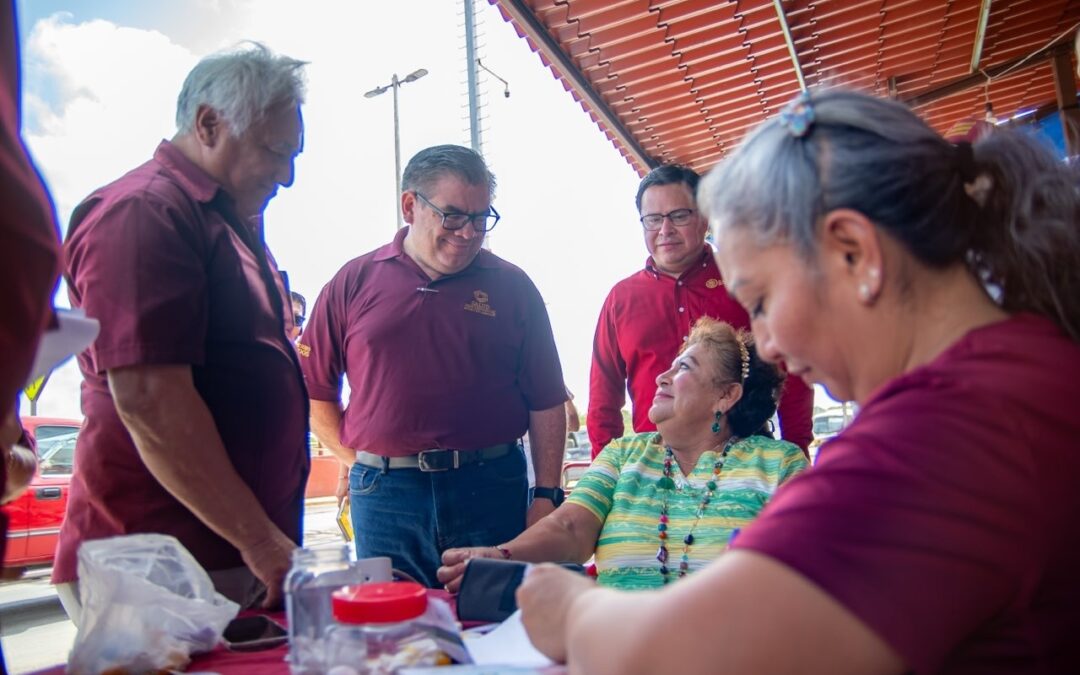 Encabeza Orlando Alvarado Rivadeneyra brigada integral de salud en Champotón como parte de La Ruta de la Transformación